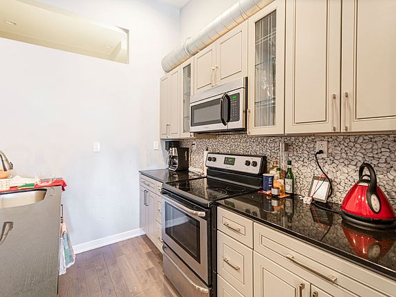 4th image of 135-37 N 3rd St #2B