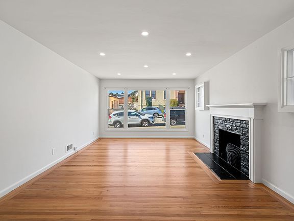 5th image of 336 Oak Ave