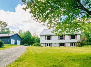 272 Knowlton Corner Rd, Farmington, ME 04938