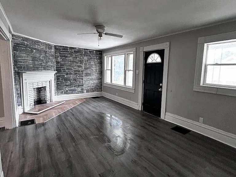 607 Reid St — Photo 5