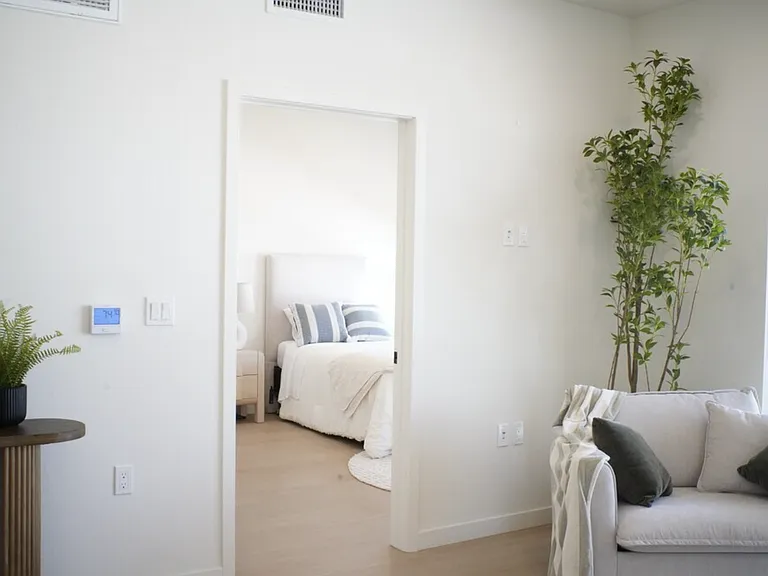 856 Gramercy Drive — Photo 11
