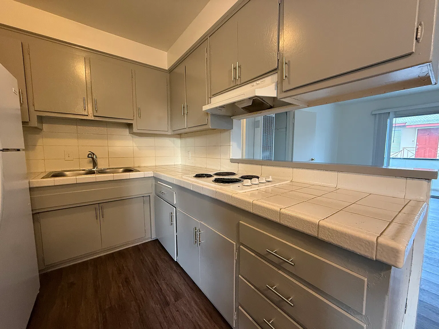 2 bed, 1000 sqft, $2,850 — Photo 4