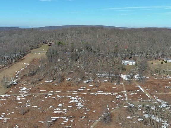 4th image of 89 Lakeview Drive Hemlock Acres