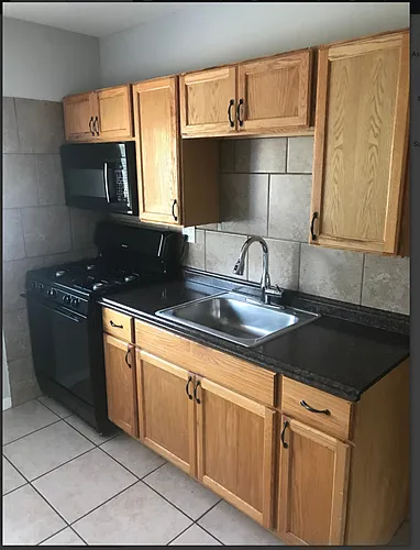 Floor plan 2 BR 1 BA