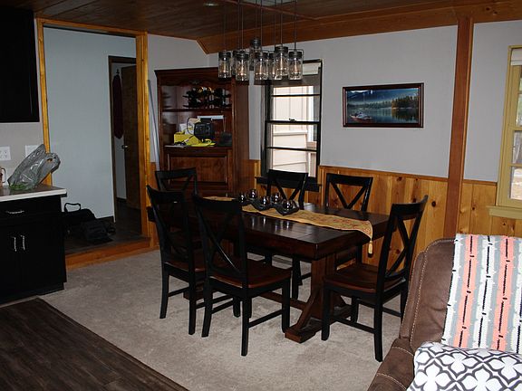 4th image of 498 Chipmunk Ln