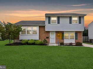 5236 Royal Ave, Pennsauken, NJ 08109