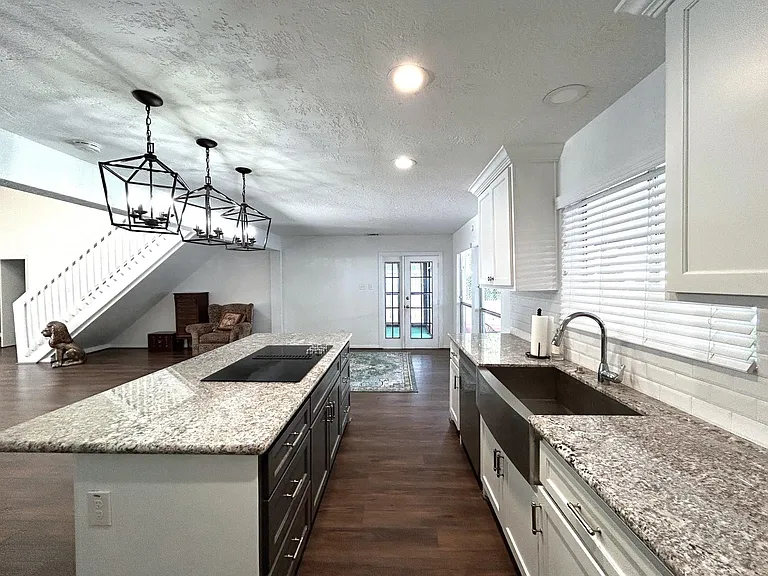 707 Trademark Pl — Photo 11