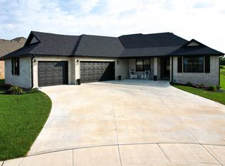 1003 E Tipperary Ct, Nixa, MO 65714