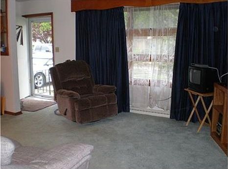 3rd image of 1304 Anna Ct
