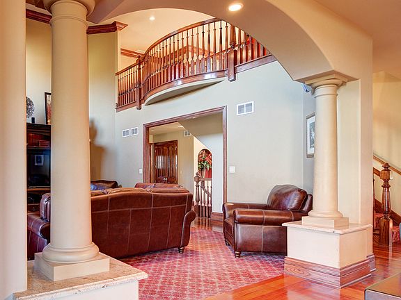 5th image of 10900 Crystal Meadow Ct