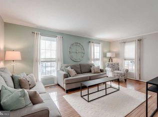 7916 Birchtree Ct, Springfield, VA 22152