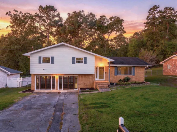 3428 Crabtree Dr, Chattanooga, TN 37412