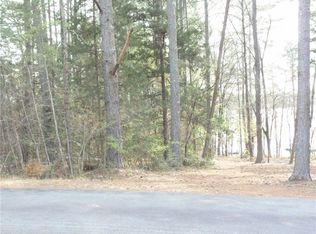 5 Keowee Dr, Salem, SC 29676