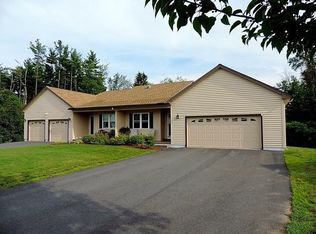 20 Silver Crest Cir, Greenfield, MA 01301