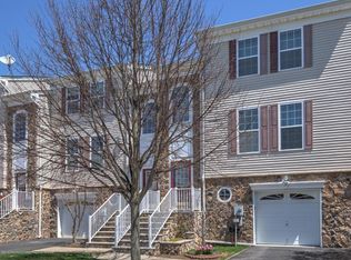 28 Russell Ct, Matawan, NJ 07747