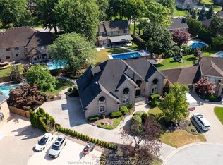 15 Fasan Cres, Lakeshore, ON N8N 4L1