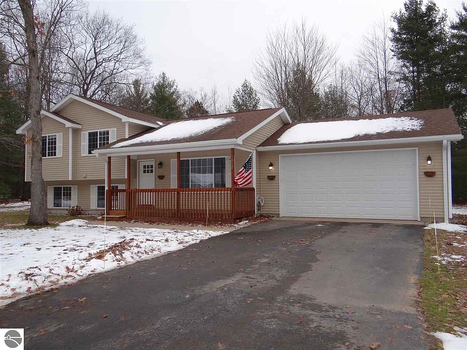 1st image of 1617 Green Oak Dr