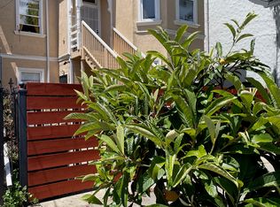 1121 Willow St, Oakland, CA 94607