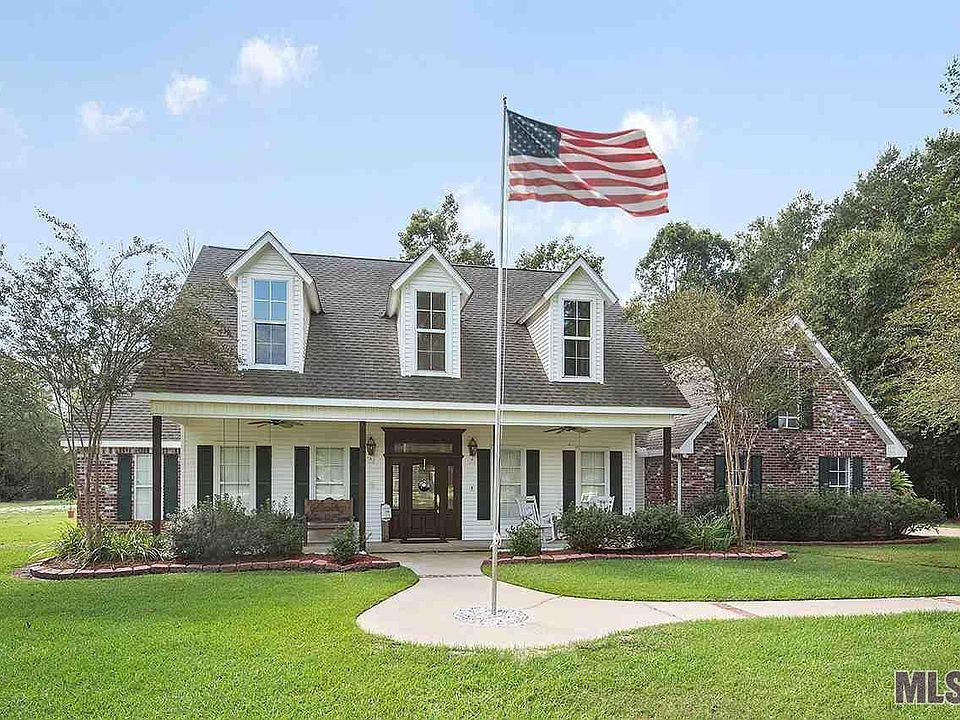 1st image of 18514 Arbor Oak Dr