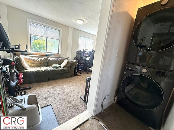 5th image of 8 Lowden Ave #2