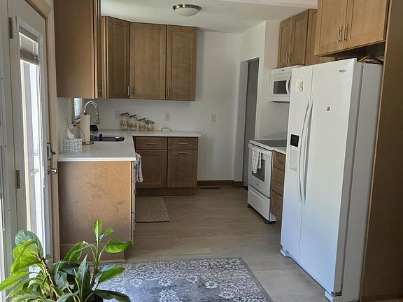 5th image of 112 N Kearney St