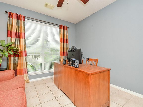 5th image of 1202 Deerbrook Dr