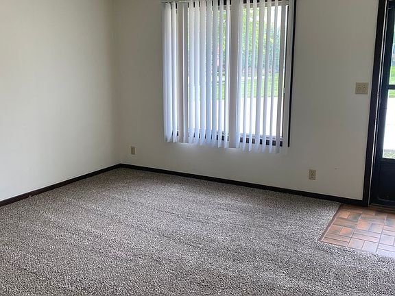 5th image of 5225 Cleveland Ave APT 2