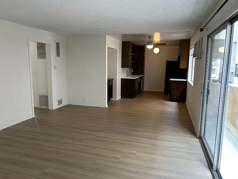 9710 Regent St #3 — Photo 4