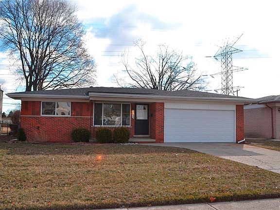 3rd image of 42306 Mendel Dr