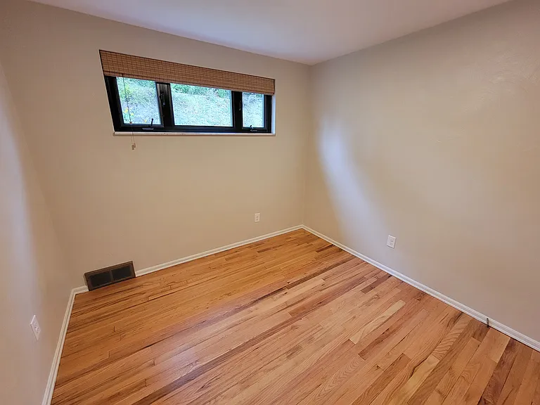 628 Highridge Dr — Photo 12
