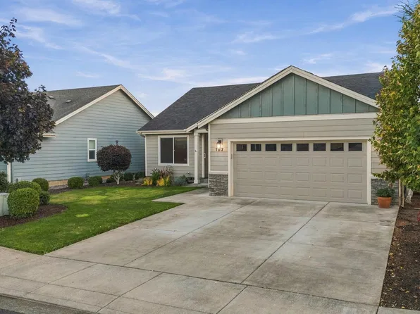 197 NW Bonanza Ave, Dallas, OR 97338