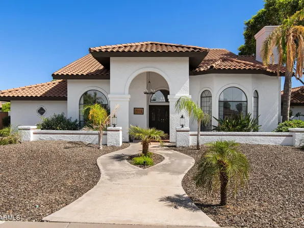 3209 E FOX Street, Mesa, AZ 85213