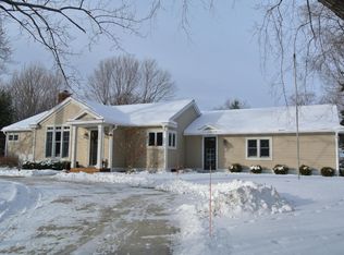 2043 S Shore Dr, Holland, MI 49423
