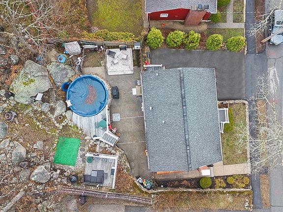 5th image of 285 Den Quarry Rd
