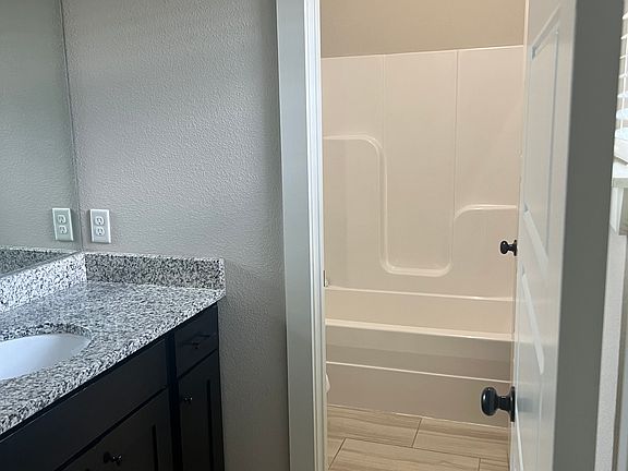 3rd image of 3100 SW Warberry Ave #3100