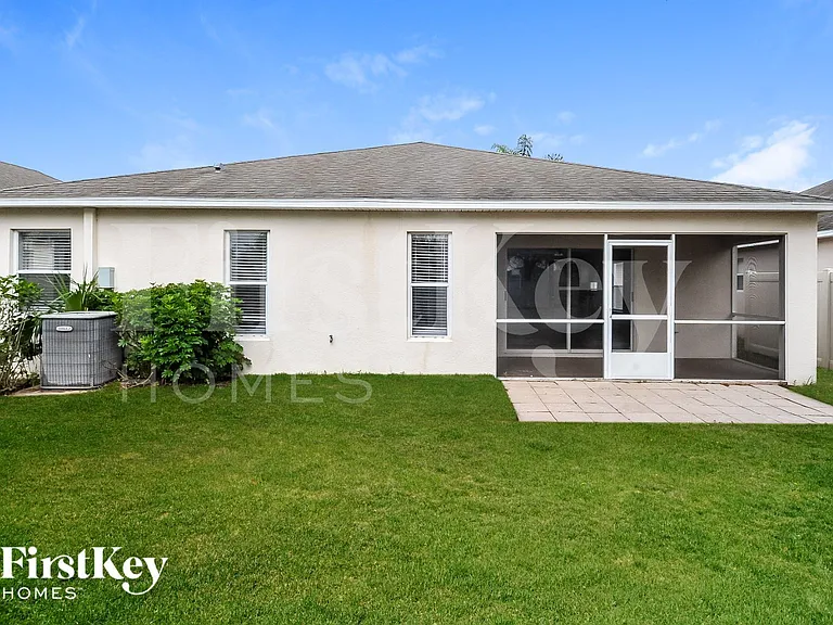 8129 Alamosa Wood Ave — Photo 15