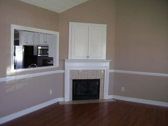 5th image of 103 Heron Pl