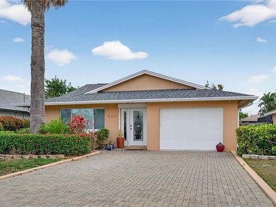 533 98th AVE N, Naples, FL, 34108