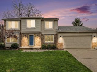 5941 Cottonwood Dr, Ypsilanti, MI 48197