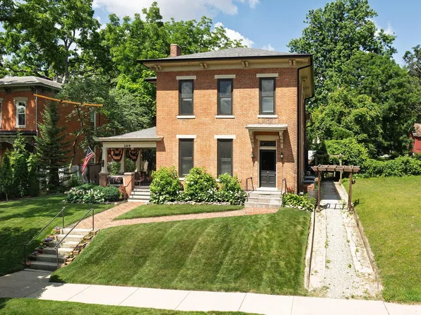 269 N Sandusky St, Delaware, OH 43015