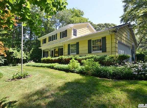 2nd image of 19 Maplewood Dr