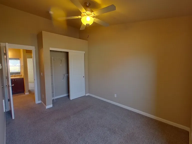 Hilyard Townhomes — Photo 40