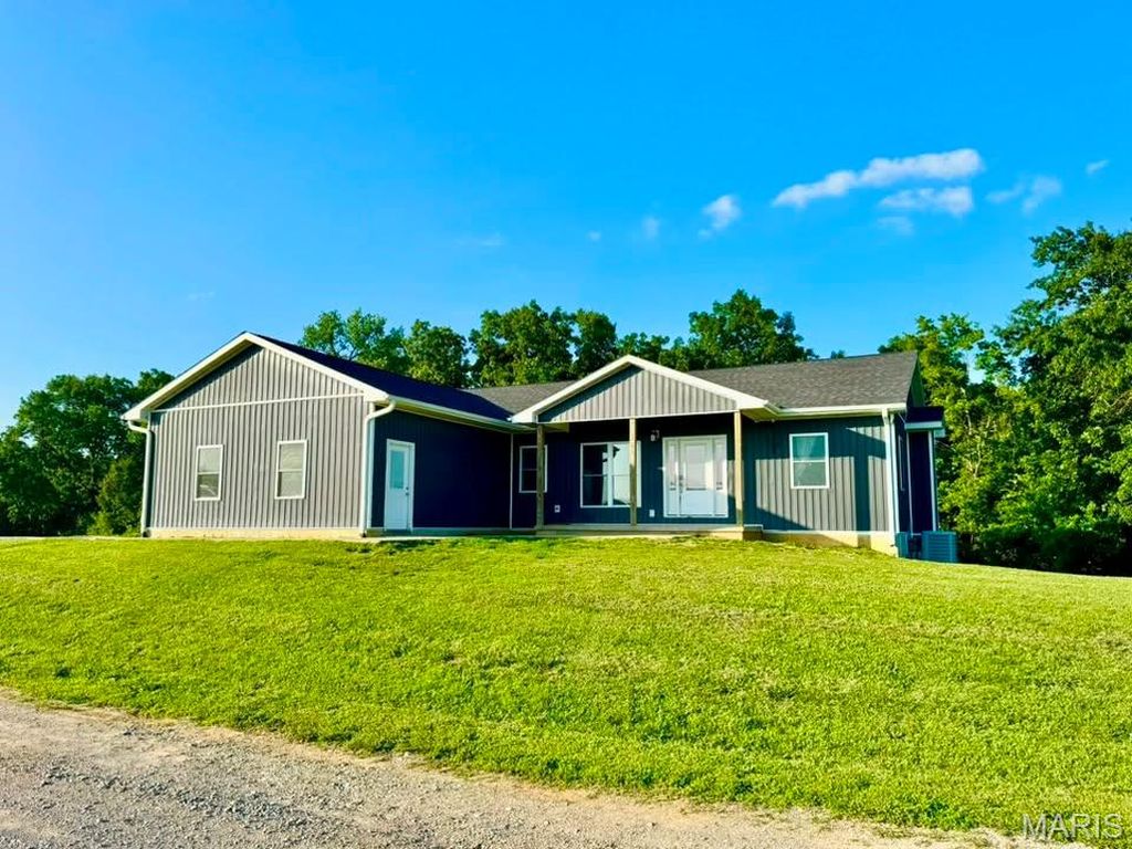 58846 Scotts Ln, New London, MO, New London