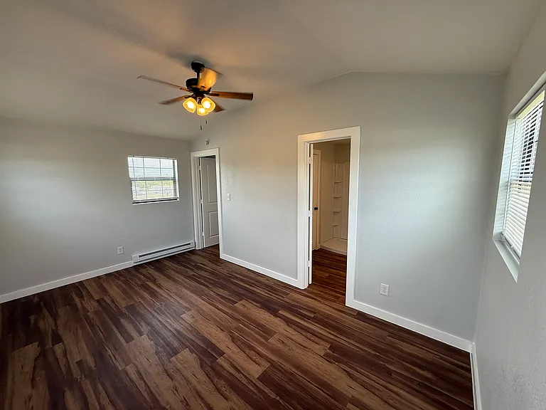 1007 Fox Ln — Photo 9