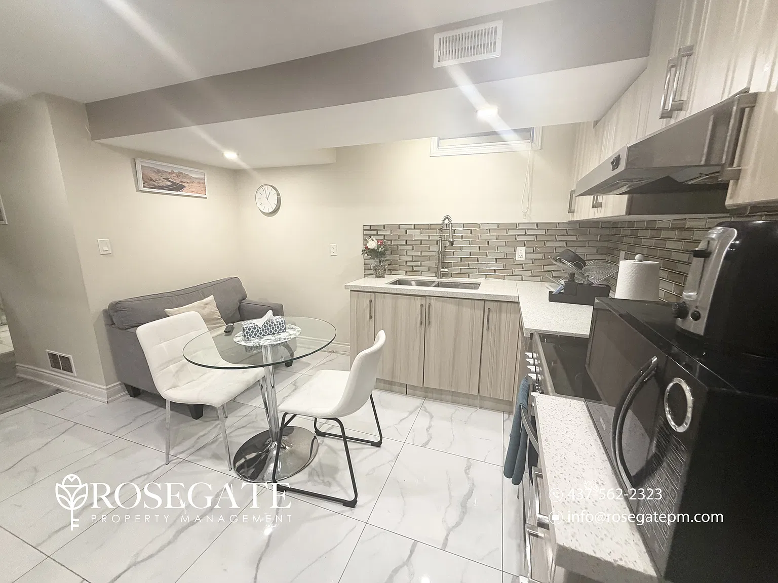 7 White Road Brampton — Photo 4