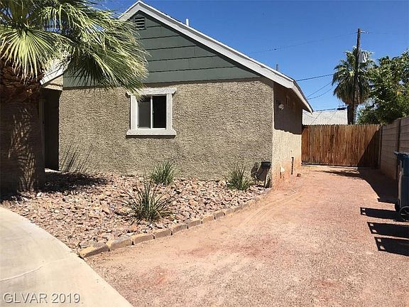 4th image of 1017 Bracken Ave
