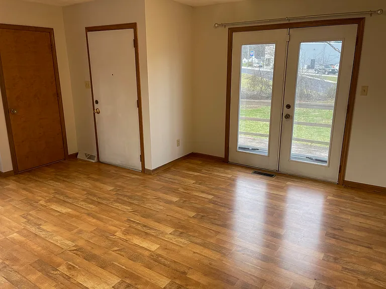 926 Timber Ln — Photo 6