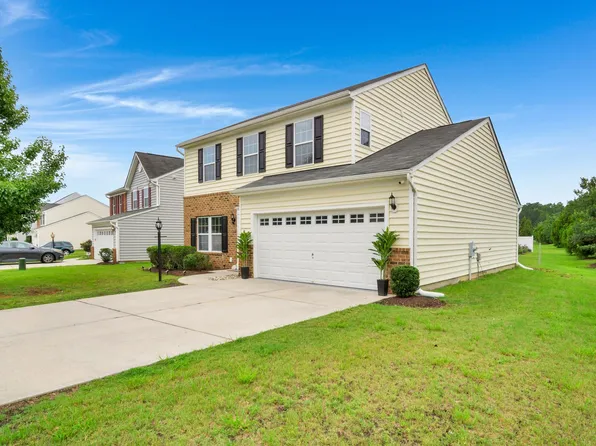 10868 White Dogwood Dr, Providence Forge, VA 23140