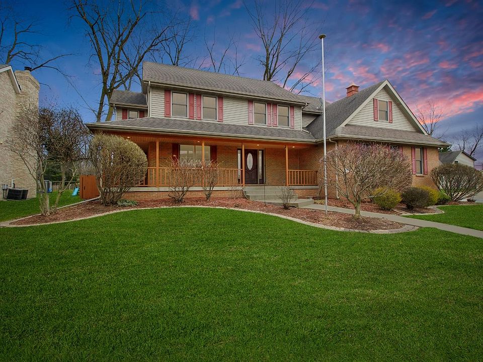 1st image of 9009 Arbor Hill Dr
