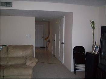 4th image of 9748 NW 37th St